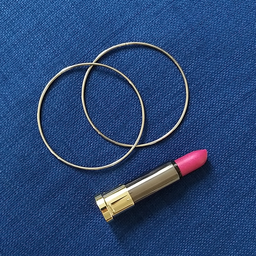 SILVER 3 in big hoop earrings